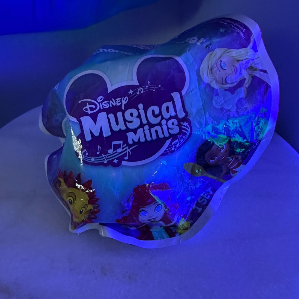 Disney Musical Minis Collectible - Encanto Mirabel - new unopened figure